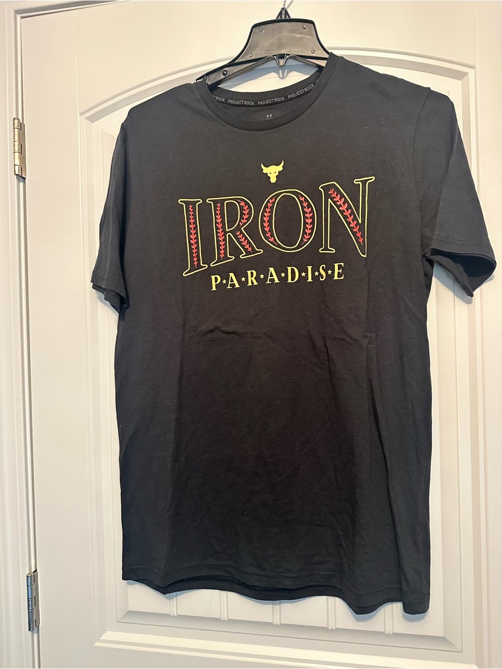 Under Armour Iron Paradise Graphic Tee bundle